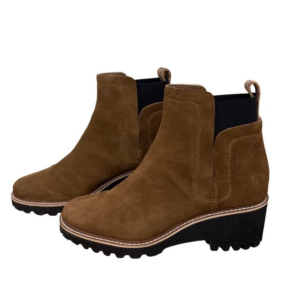 DOLCE VITA Huey H2O Booties Size 8.5 Brown Suede Slip On Lug Sole Ankle Boots - Picture 1 of 10